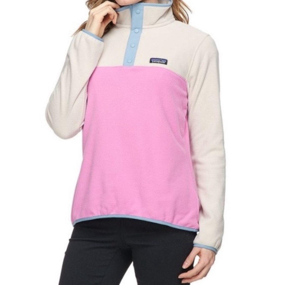 NWOT Patagonia Lightweight Micro D Snap-T Pink and Cream Fleece Pullover Sz. M
